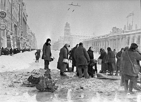 сколько дней продолжалась блокада ленинграда