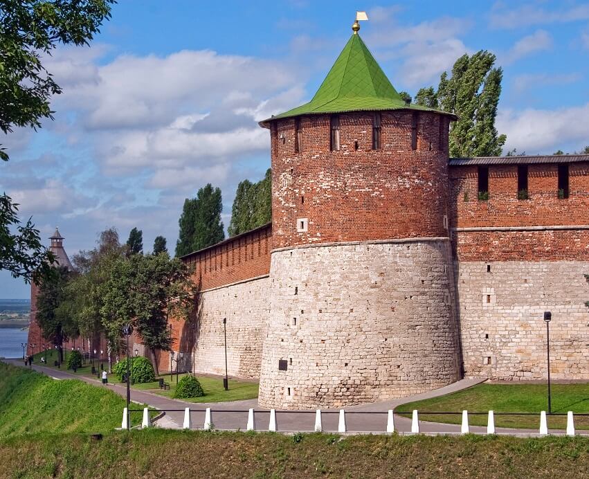 фото Коромысловой башни в Нижнем Новгороде
