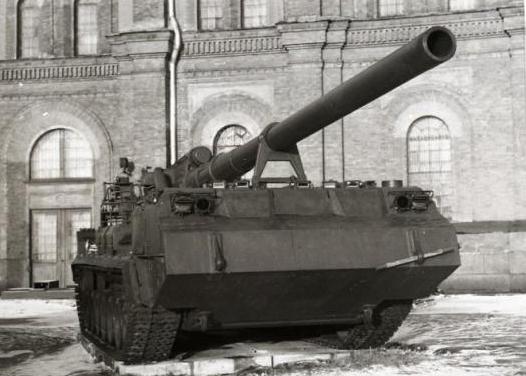 пион самоходная артиллерийская установка