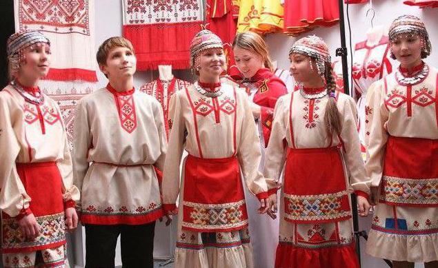 чувашский национальный костюм