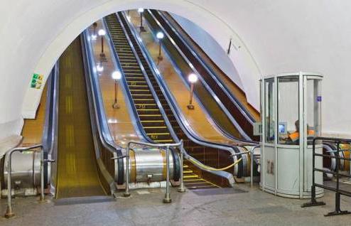 арбатско покровская линия метро эскалатор
