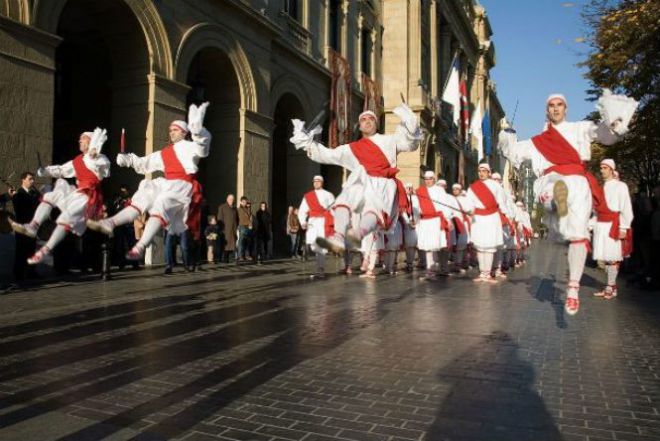 Танцующие баски