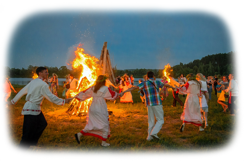 Одним из самых ожидаемых летних языческих славянских праздников было 24 июня день Ивана Купалы хоровод